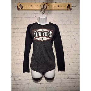 Zoo York Tshirt size large